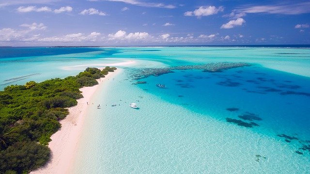 Papakolea-Green-Sand-Beach-Big-Island