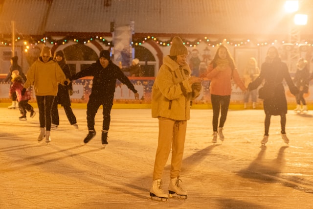 5-idee-per-una-festa-di-natale-con-gli-amici